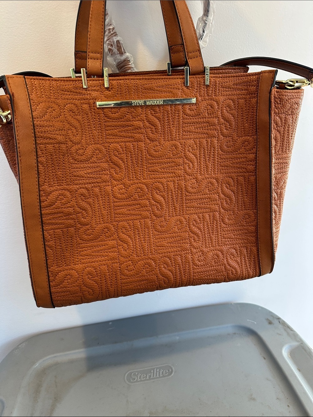 Steven Madden Bfarah Tote handbag with quilted SM pattern NWOT